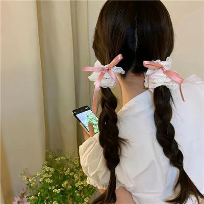 对她说